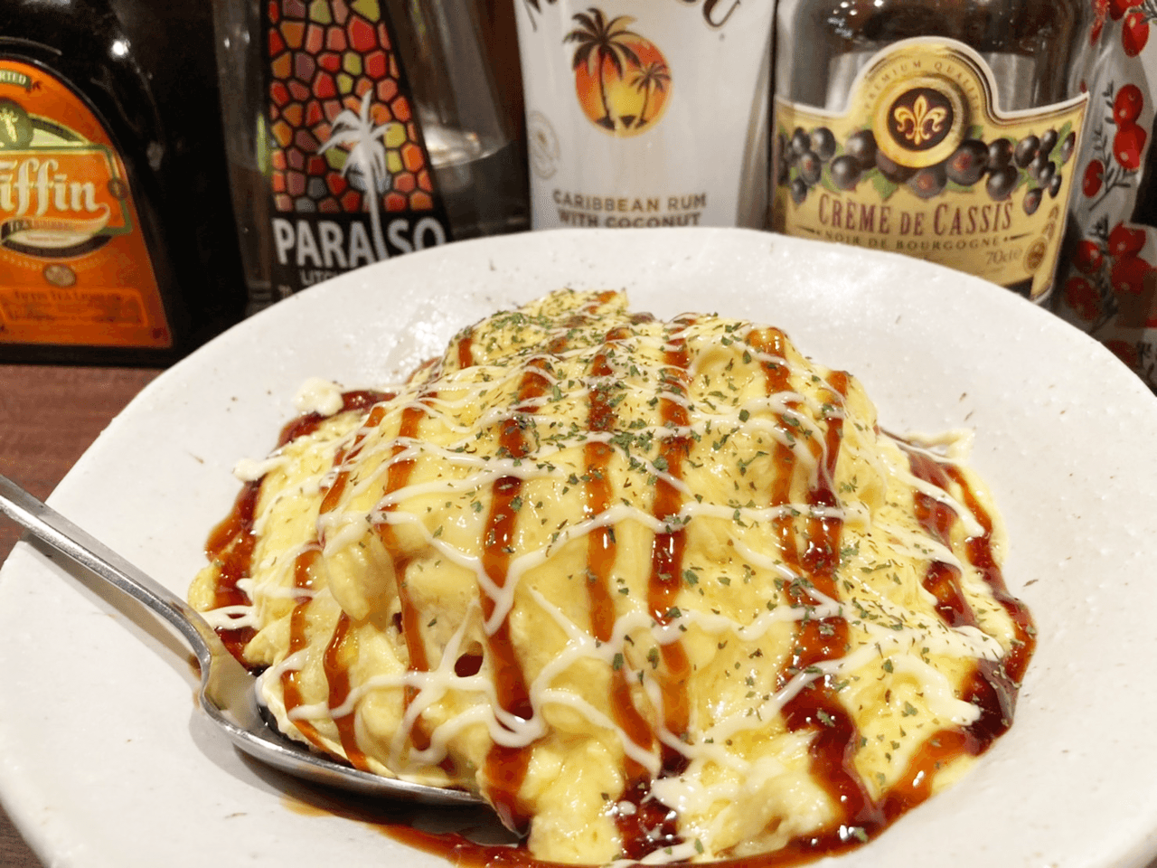 スリープスムース名物ハッピーオムライスの温かみある料理